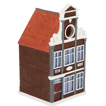 huisje voor vogel in de stijl van een halsgevel grachtenpand